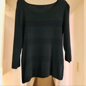 Beautiful women’s black blouse tag removed EUC L